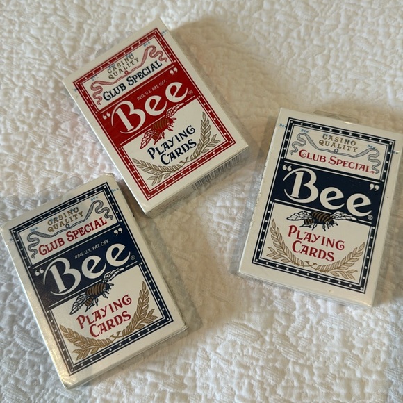 Bee Club Special Playing Cards New Unopened - Picture 1 of 2